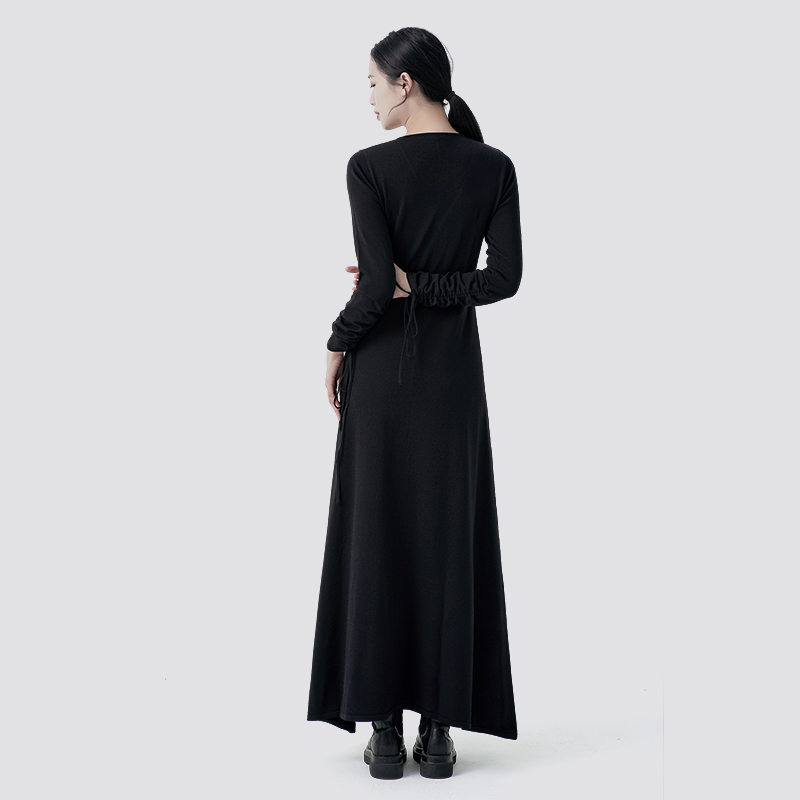 Deep V strappy ice silk long skirt