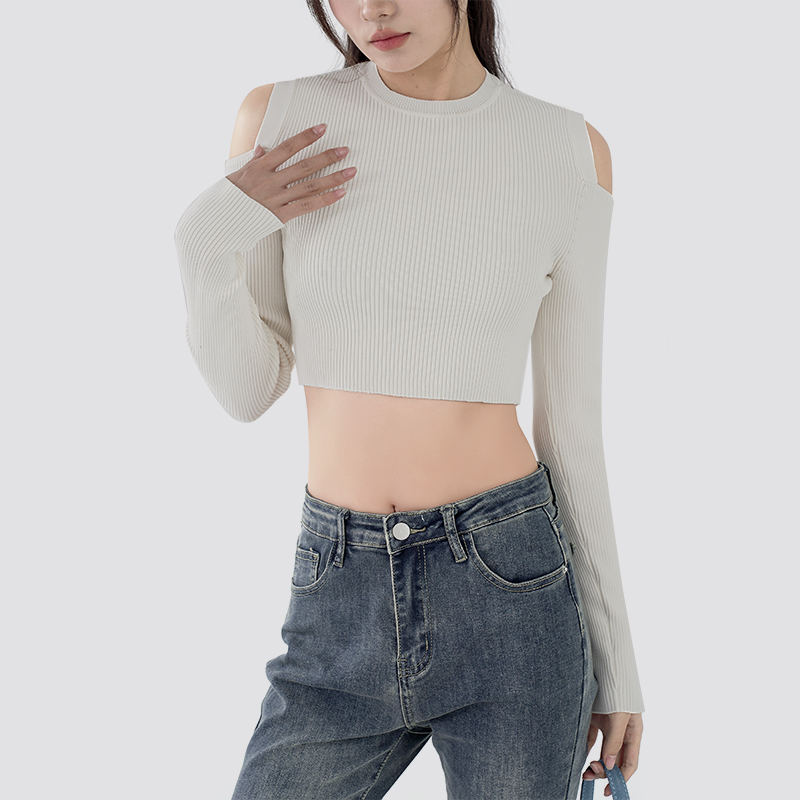 Women off white slim fit Knitted Pullover Cropped Sweaters