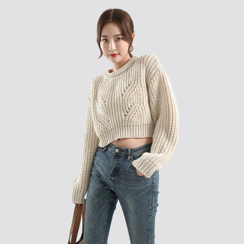 short hollow sweater