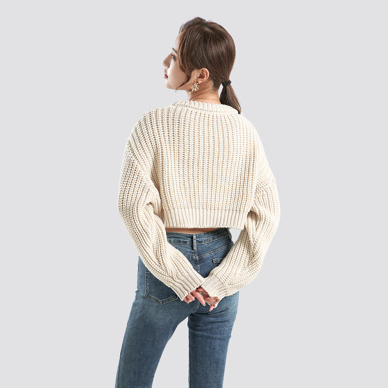 short hollow sweater