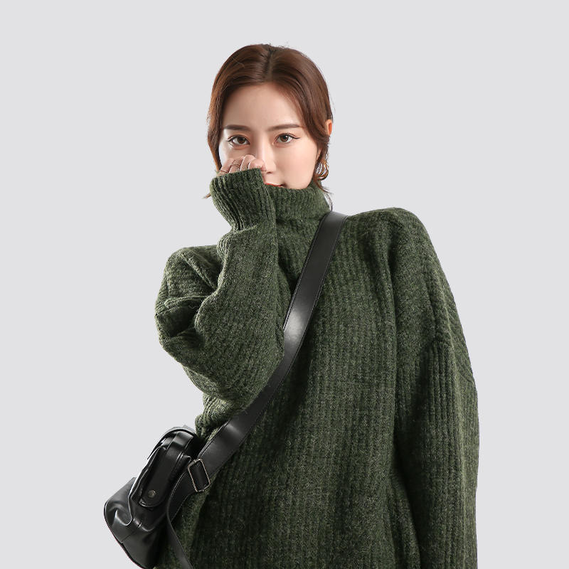 Cashmere handfeel Dark Green Wool Sweater