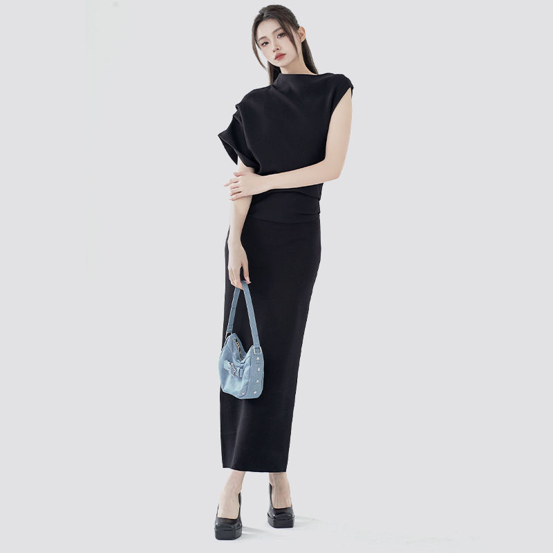 Stylish Asymmetrical Knit Long Dress