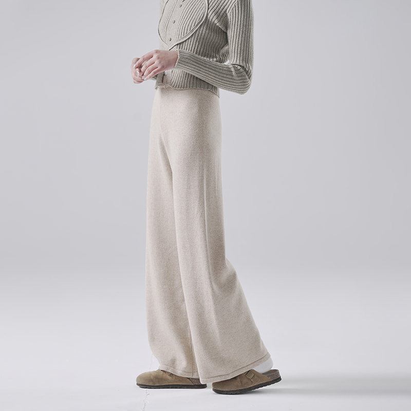 Knitted wide leg pants