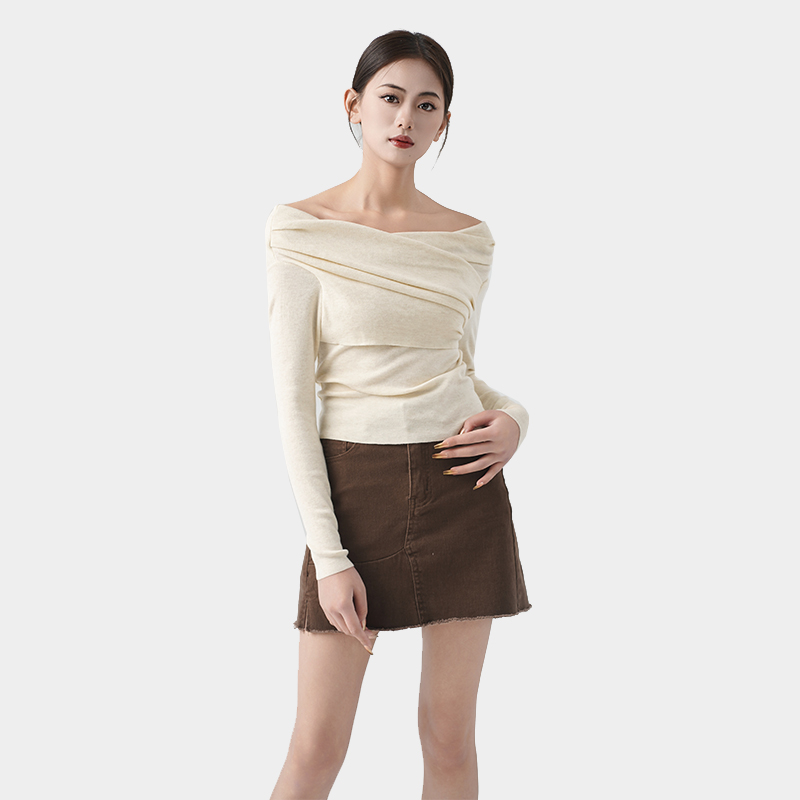 One shoulder knitted sweater