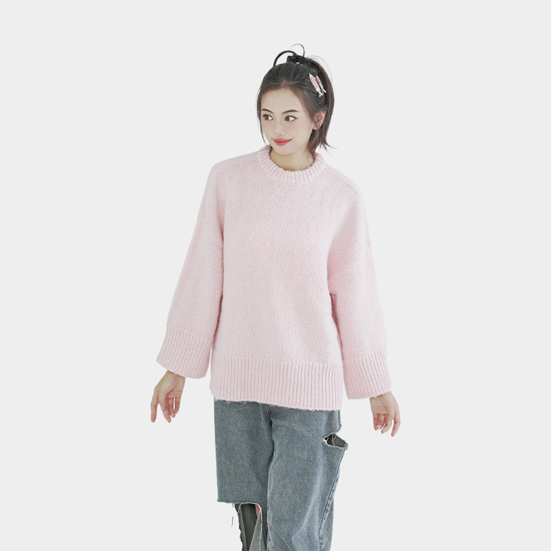 Loose round neck pink sweater