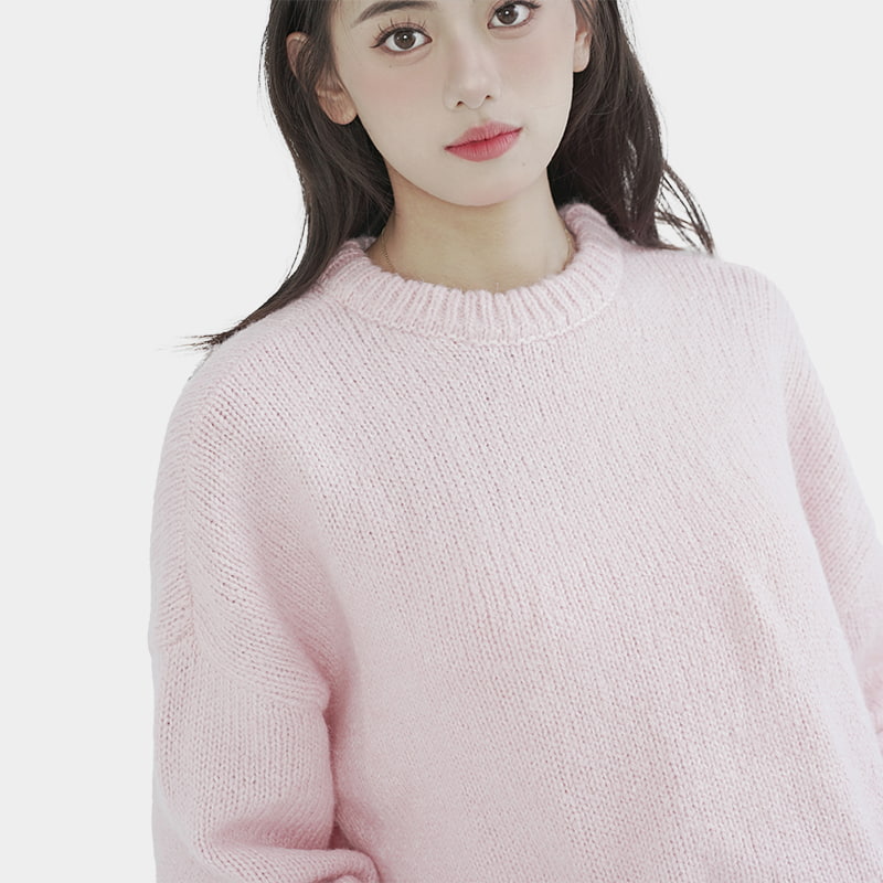 Loose round neck pink sweater