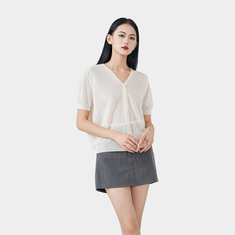 Lightweight short-sleeved cardigan