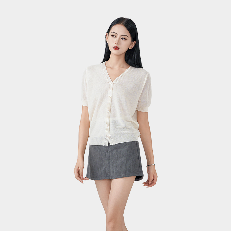 Lightweight short-sleeved cardigan