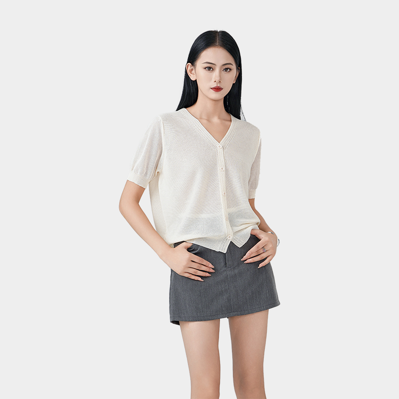 Lightweight short-sleeved cardigan